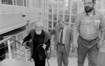 1990 - l’abbé Pierre, Raymond Étienne, Laurent Desmard